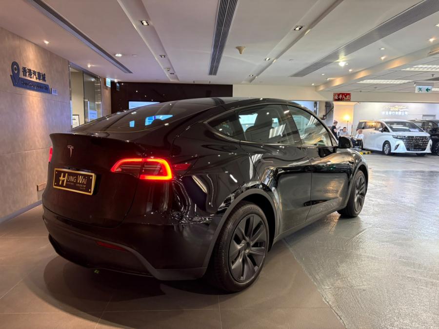 Model Y RWD - Image 2